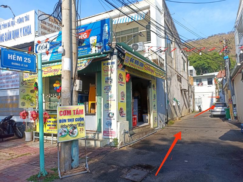 Cơm Tấm Bún Thịt Cuộn - Hẻm 25 Lê Lợi