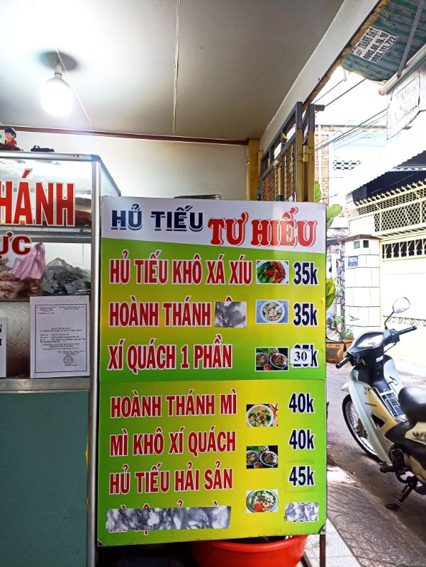 Quán hủ tiếu Tư Hiếu
