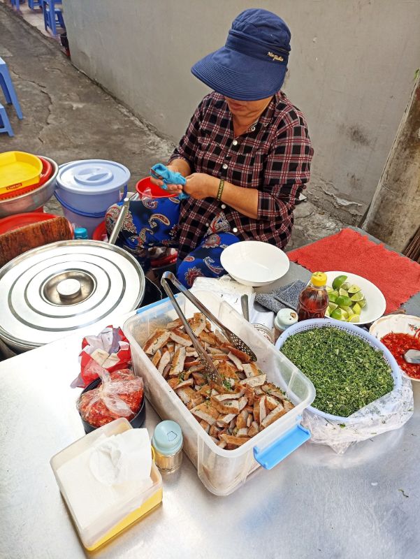 Bánh canh chả cá - Số 8 Nguyễn Trường Tộ