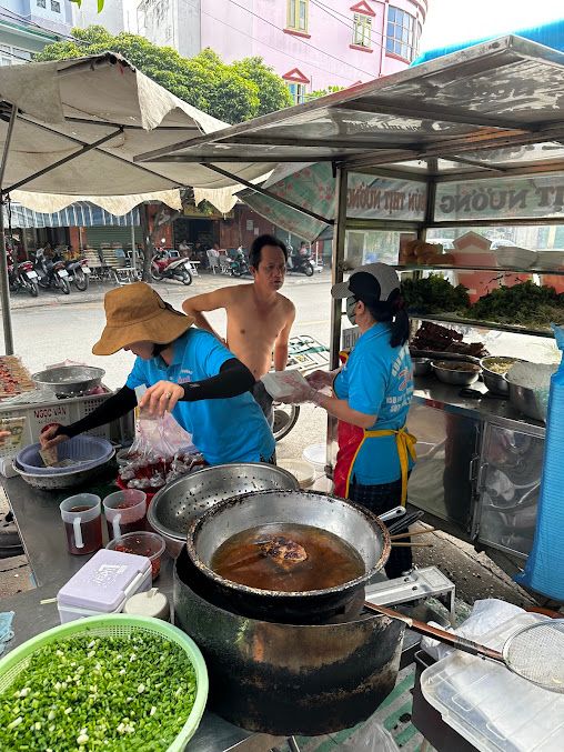 Bún Thịt Nướng Huệ