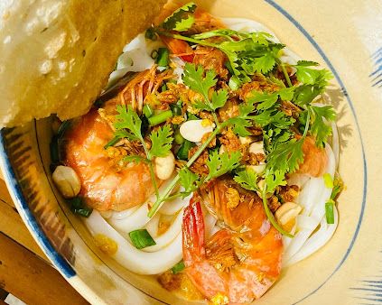 Tiệm Mì Quảng Chị Một - Phan Huy Ích